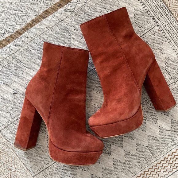 Jeffrey Campbell Shoes - RARE🦄 Jeffrey campbell & Free People Suede Platform boots